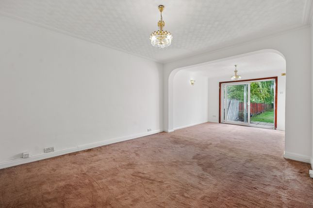 Parkfield Avenue, Harrow photo 3