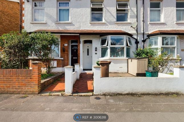 2-bed terraced on Benhill Road, Sutton, £2,100/mo
