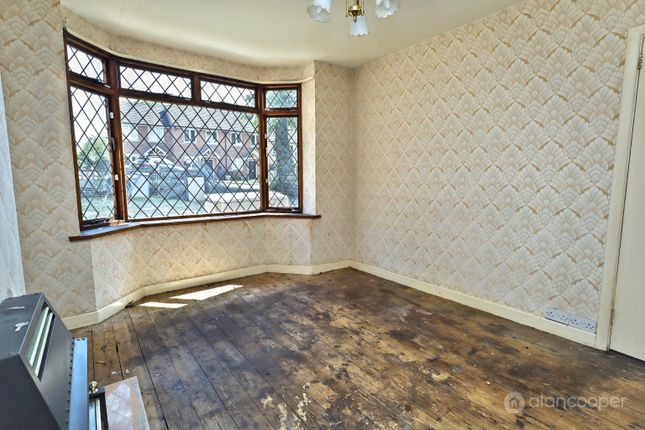 12, Camp Hill Drive, Nuneaton photo 4
