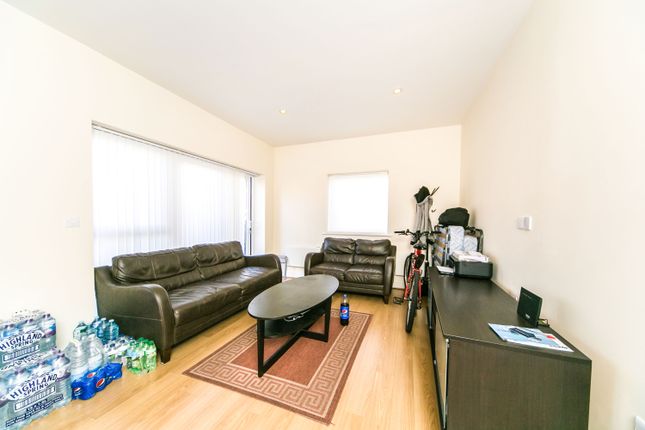 Flat 1, Heron House, Reading photo 4