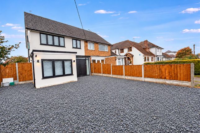 4-bed semi-detached on Lingfield Drive, Rochford, £525,000