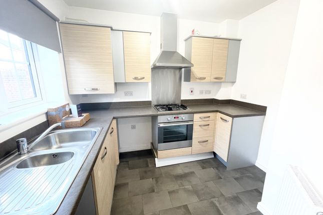 79, Lonydd Glas, Pontyclun photo 5