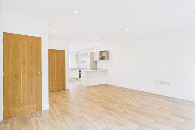 3, Teg Lowarth, Redruth photo 4