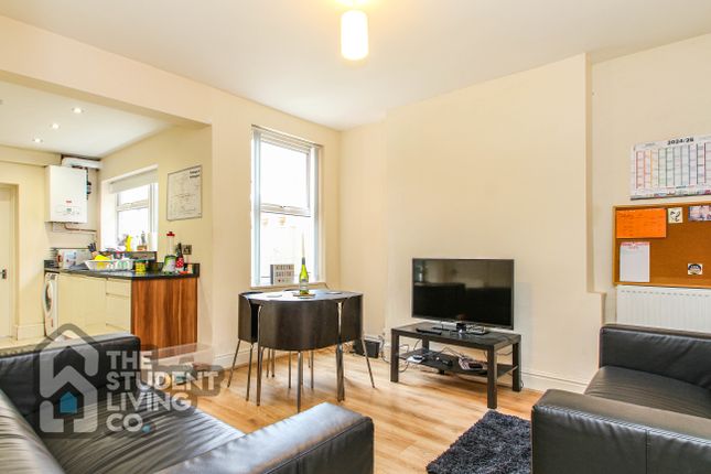 Elmsthorpe Avenue, Nottingham photo 4