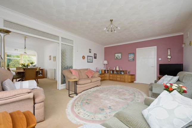 14 Greenvale Drive, Falkirk photo 3