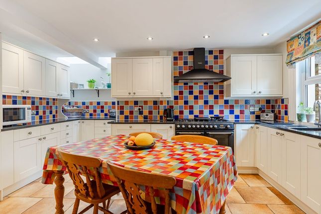 26 College Road, Newton Abbot photo 3