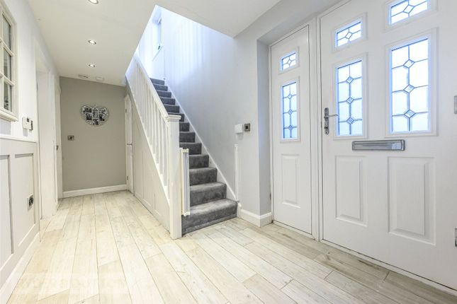 4, Beeston Hurst, Sowerby Bridge photo 3
