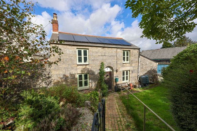 3-bed house on Rosevear Road, St Austell, £295,000