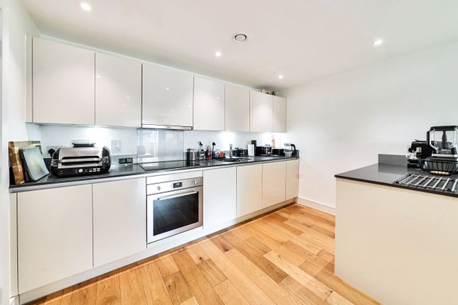 Allingham Road, London photo 3