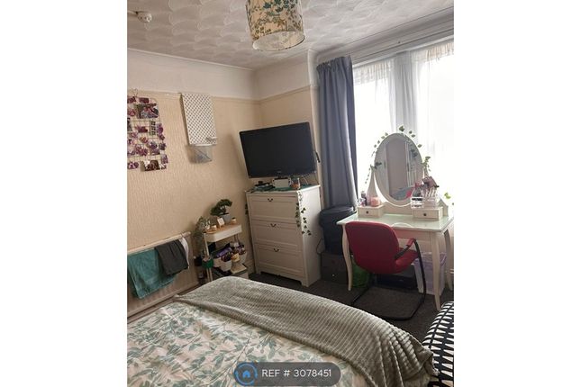 Alma Road  Winton, Bournemouth photo 3