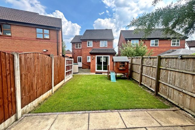 34 Garner Drive, Tyldesley photo 4