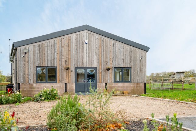 Barn conversion for sale in Fockbury Road Dodford Bromsgrove, Worcestershire