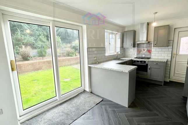 8 Old Mill Close, Pontefract photo 5
