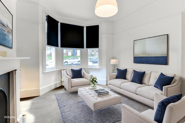 307 Queens Park Road, Brighton, East Sussex photo 2