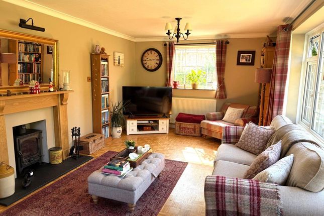 Oakleaf Cottage, High Street, Salisbury photo 2