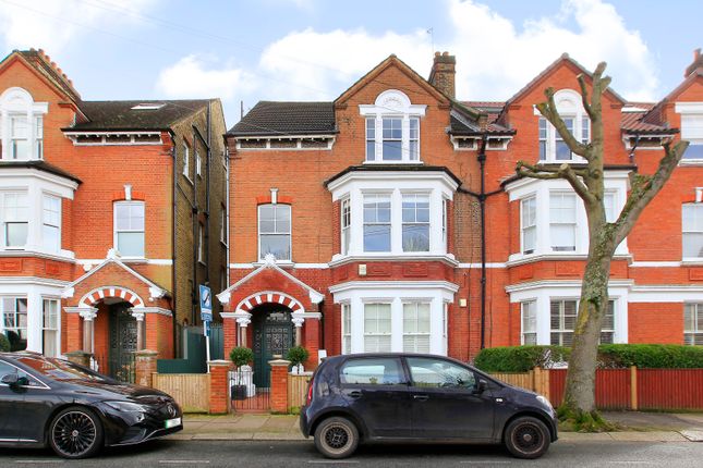 Thumbnail Flat for sale in Mayford Road, Wandsworth