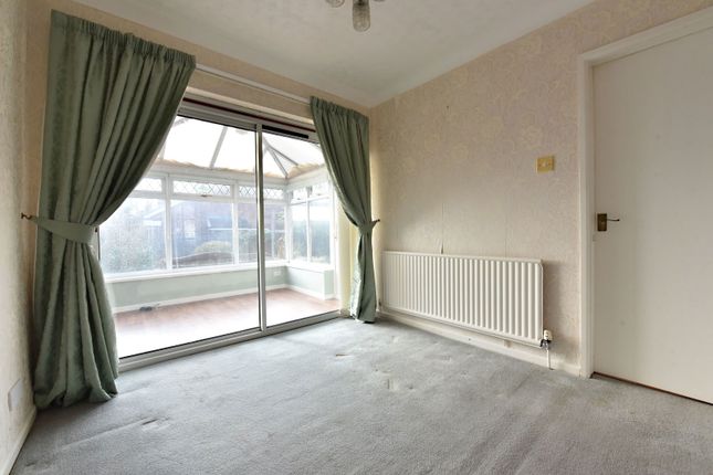 23, Mellowdew Road, Stourbridge photo 4