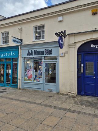 Retail premises to let in 2C Regent Street, Cheltenham