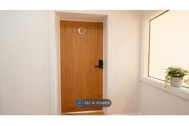 Apartment, Birds Royd Lane, Brighouse photo 2