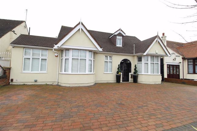 Image of 20 Westrow Gardens, Ilford, IG3 9NE