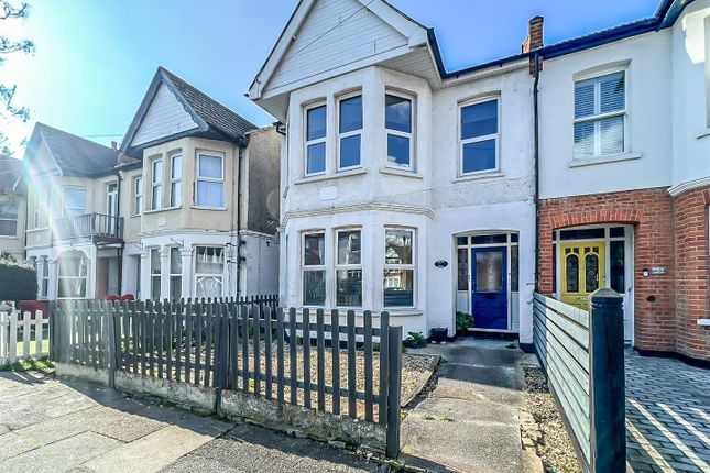 Thumbnail Flat for sale in Cranley Road, Westcliff-On-Sea, Essex