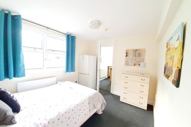 34, Antrobus Road, Birmingham photo 2