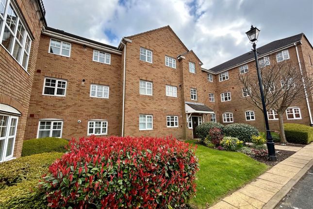Flat for sale in Foley Court, Streetly, Sutton Coldfield