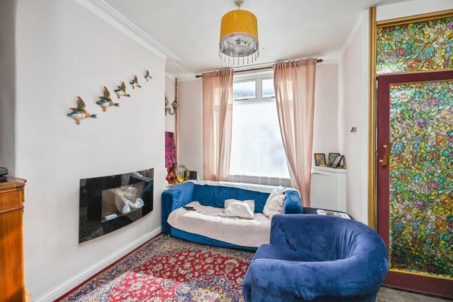 17, Sunningdale Road, Merseyside photo 4