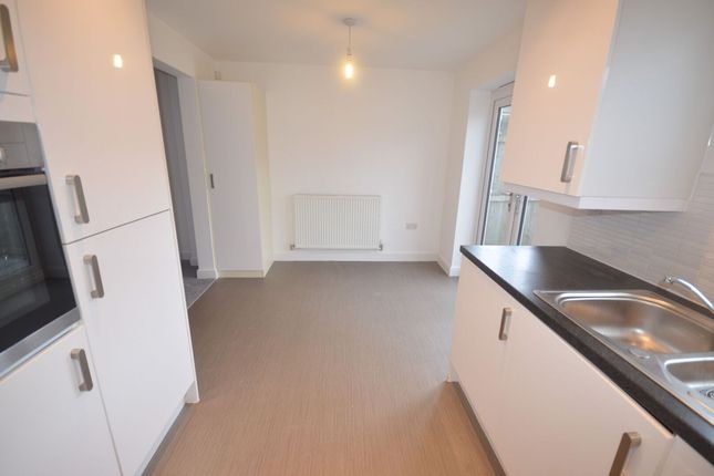 24 Stanhill Road, Accrington photo 4