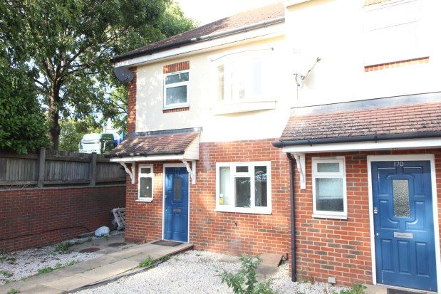 Thumbnail Semi-detached house to rent in Stayton Road, Sutton