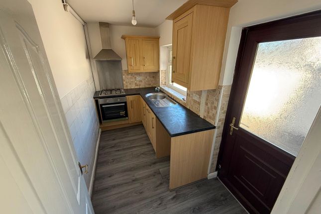 305, Dumers Lane, Manchester photo 4