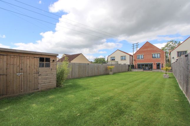 Thumbnail Detached house for sale in North Road, Yate