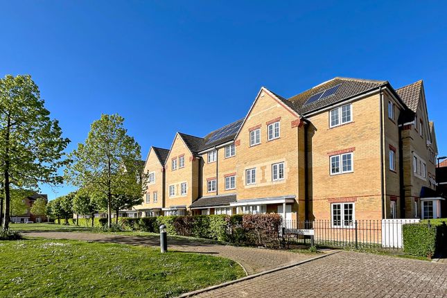 Thumbnail Flat for sale in Overton Road, Worthing, West Sussex