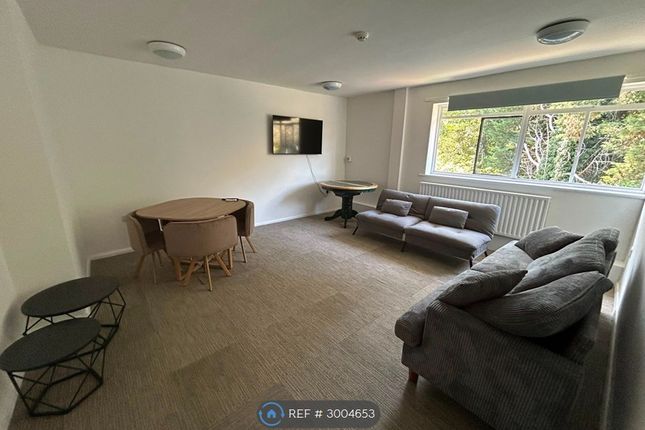 The Molesley Venture, Orchard Lane, East Molesey photo 3