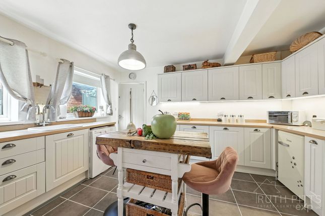 8, Mount Pleasant, Pontefract photo 4
