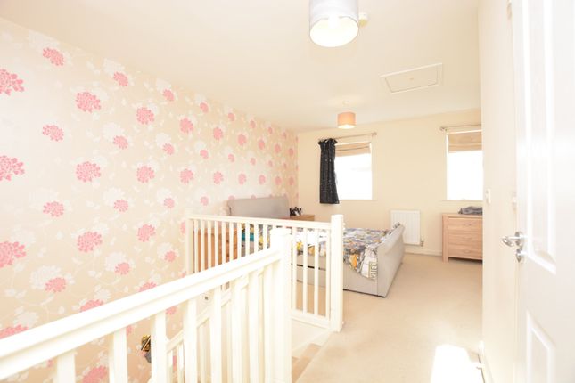 Town house for sale in Larch Close, Nuneaton