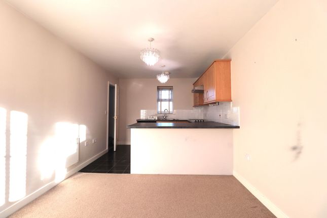 19 The Lindens, Rugeley photo 4