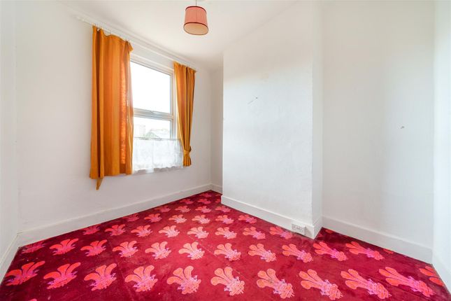Terraced house for sale in Jephtha Road, London