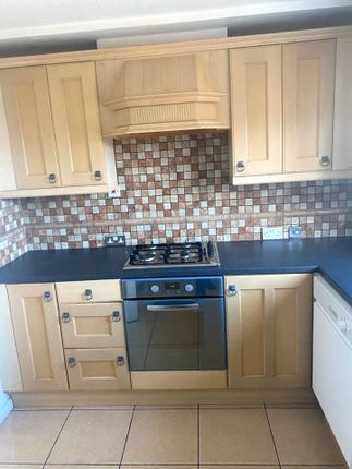 28, Wakelin Road, London photo 4