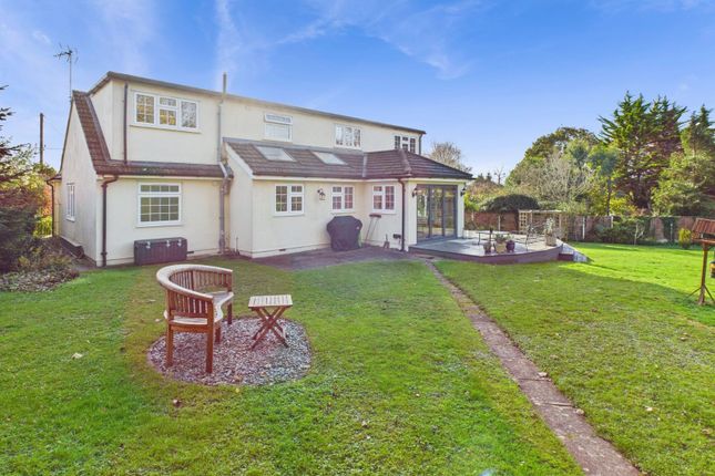5 Orchard Road,, Chalfont St. Giles, Buckinghamshire photo 3