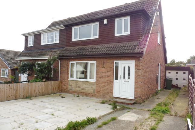 3 bed property for rent in Hollingthorpe Avenue, Hall Green, Wakefield WF4