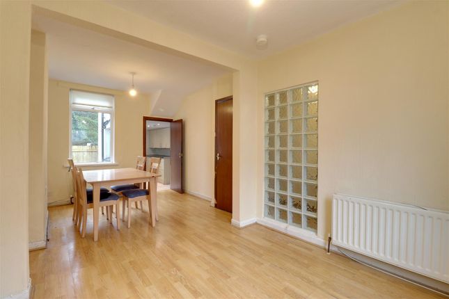 11, Railwayview Street, Bangor photo 4