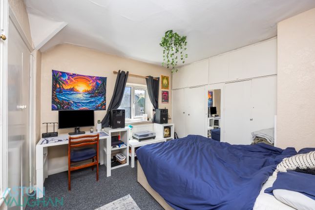 25, Hillside, Brighton photo 4