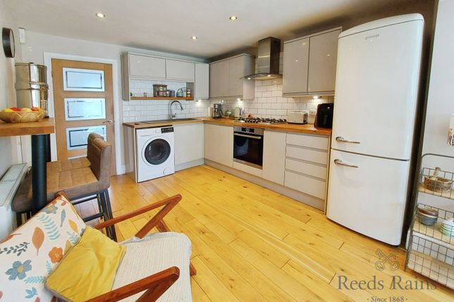 5, South Oak Lane, Cheshire photo 3