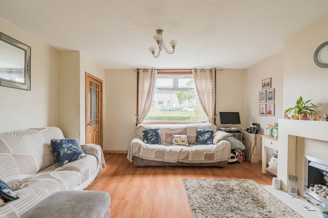 10, Clermiston Green, Edinburgh photo 4