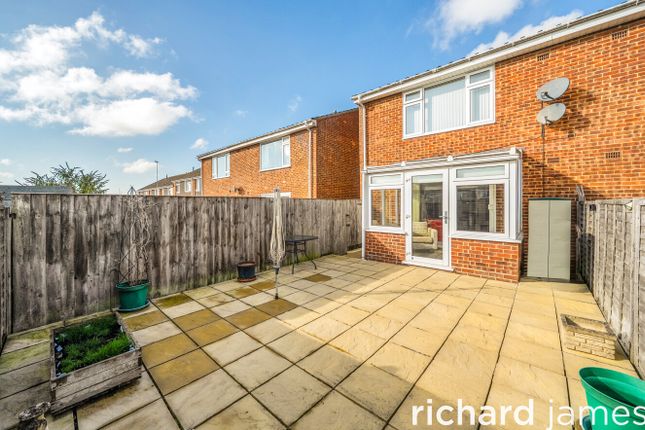 Dryden Place, Royal Wootton Bassett photo 2