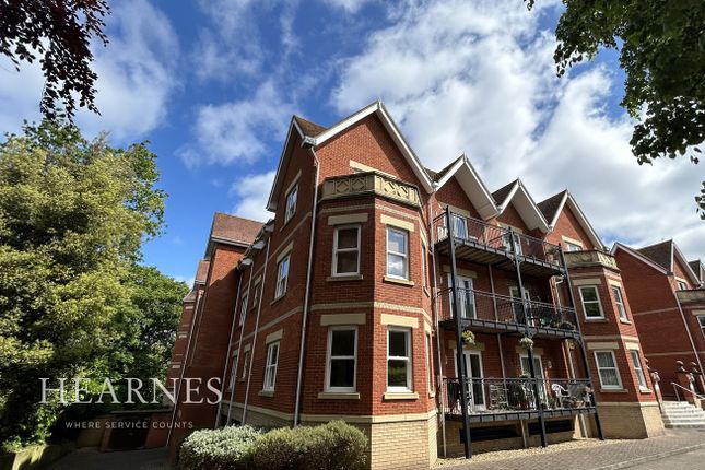 Flat for sale in Knyveton Road, Bournemouth