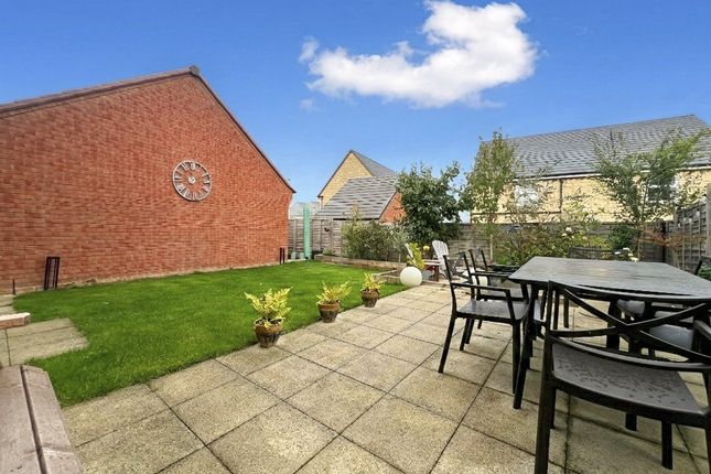 1, Chicory Close, Wiltshire photo 2