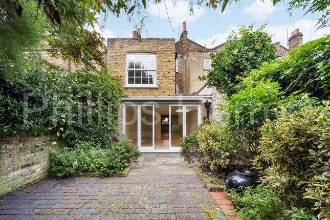 Thumbnail Terraced house to rent in St. Johns Wood Terrace, London