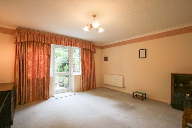 Town house for sale in Bell House Gardens, Wokingham